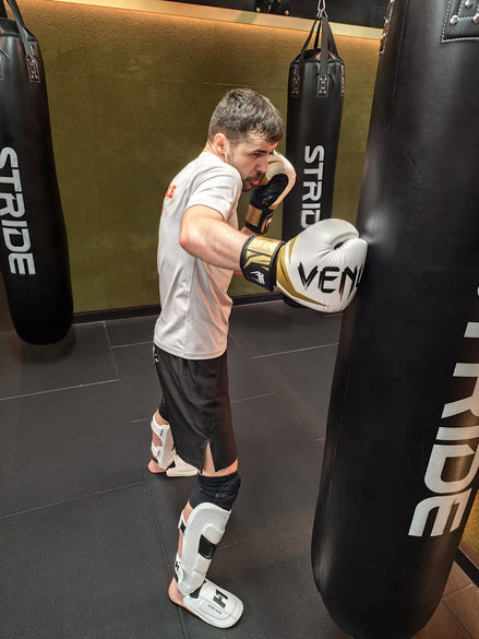 Cédric masseur entraînement MMA